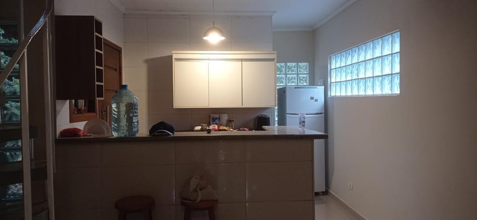 Casa dos Coqueiros Praia de Camburi, condomínio House in São Sebastião