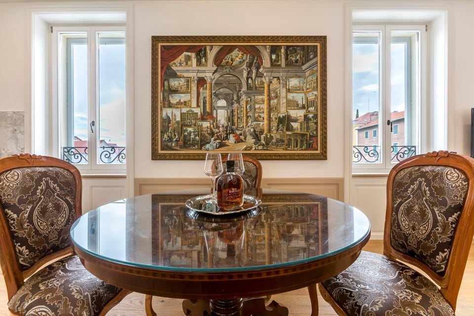 Living room, Other, Dining area, City view
