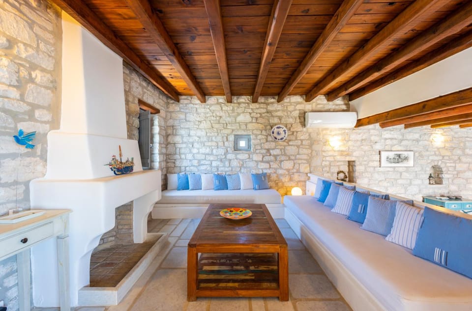 Villa Soleil Santa Maria Villa in Paros, Greece