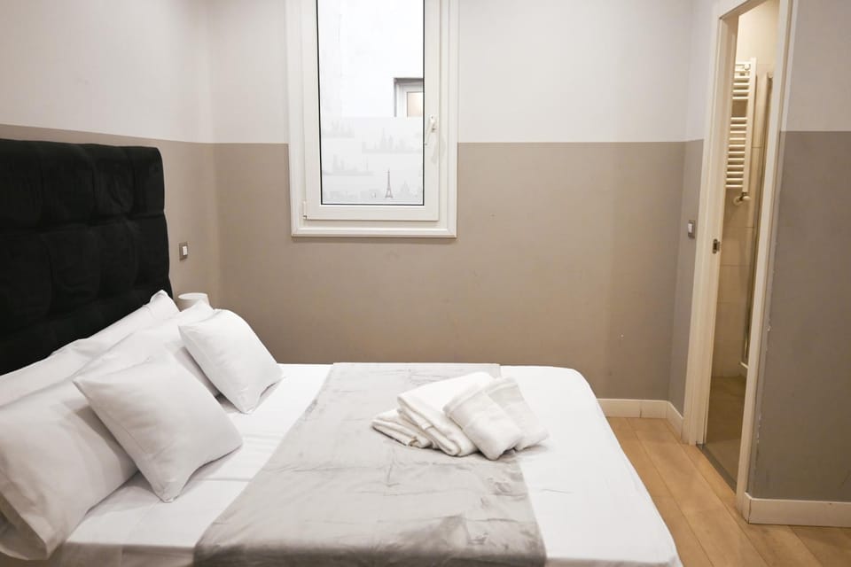 For You Rentals Apartment TEMPORAL Madrid Paloma-La Latina PAL41 Apartment in Centro