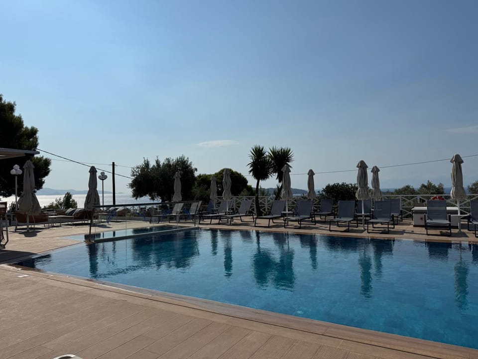 Pool view, Swimming pool