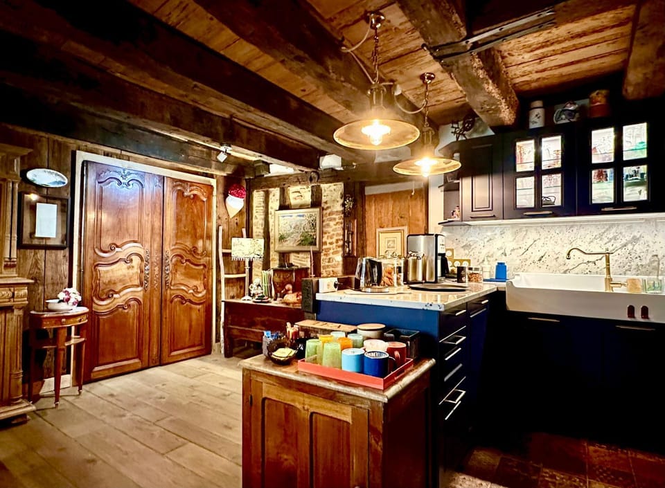 Le Colombier de Cyrano et Roxane Bed and Breakfast in Bergerac