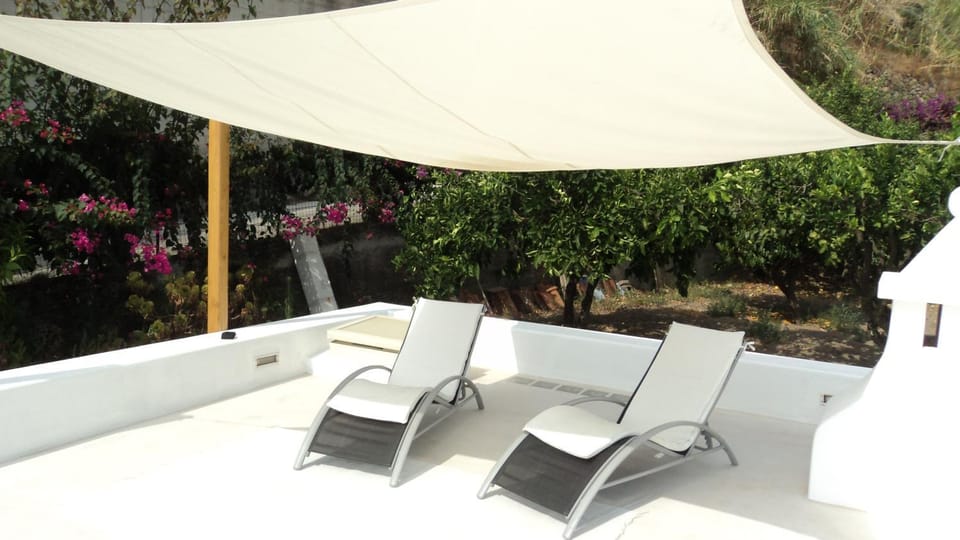 Shower, Solarium, Balcony/Terrace, City view, Garden view, Landmark view, Sea view