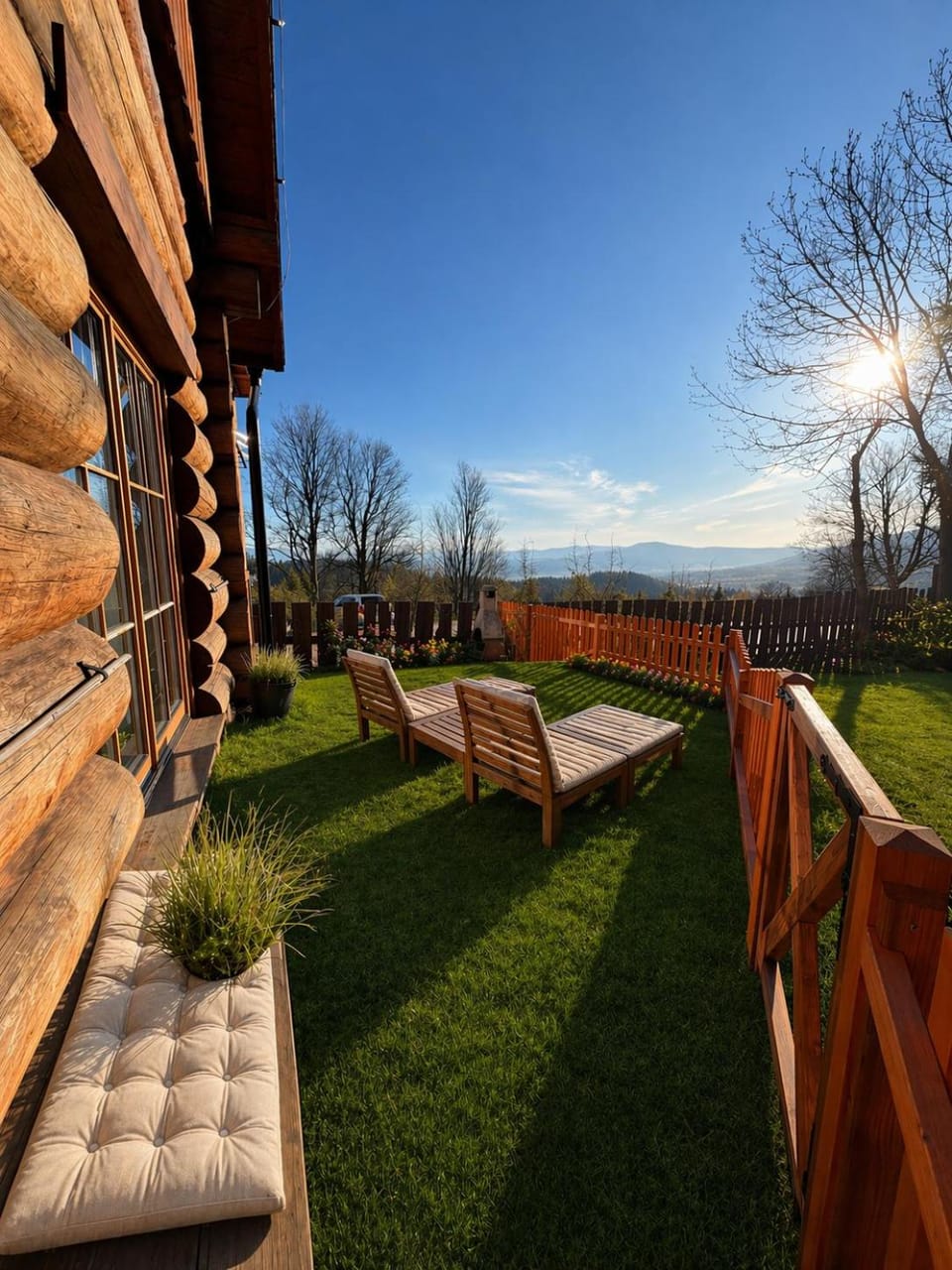 Chaty Świerkowe Wzgórze - tylko domki typu superior z prywatną sauną balią kominkiem oraz ogrodzonym prywatnym terenem z grillem, domki bez sauny na wspólnym terenie Chalet in Lower Silesian Voivodeship