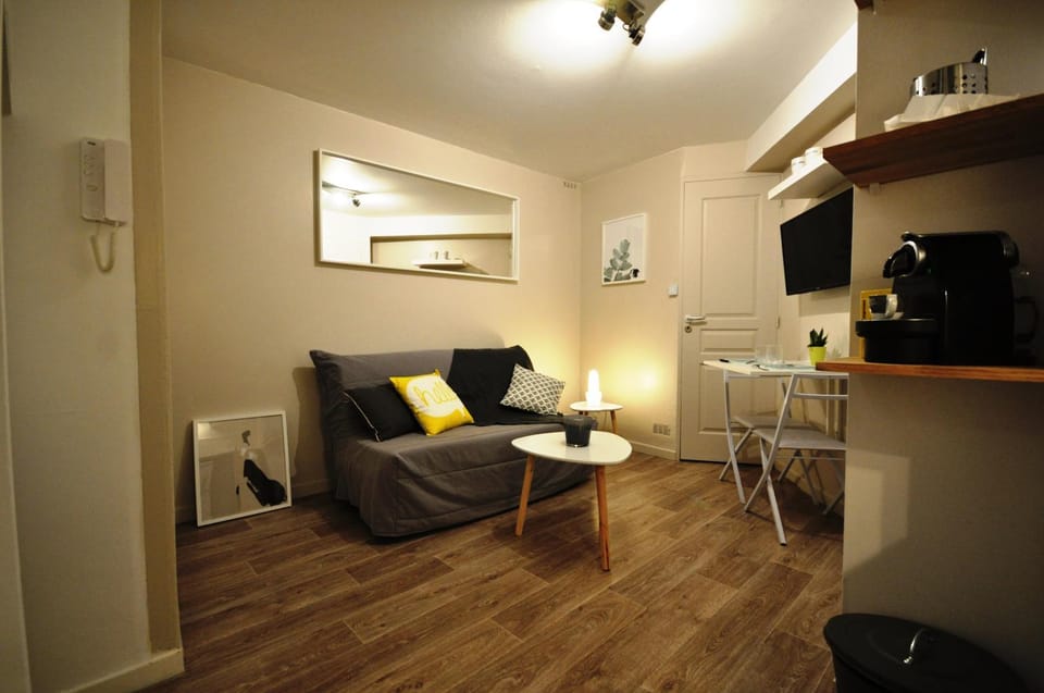Studio tiny et cosy quartier St Etienne Apartment in Toulouse