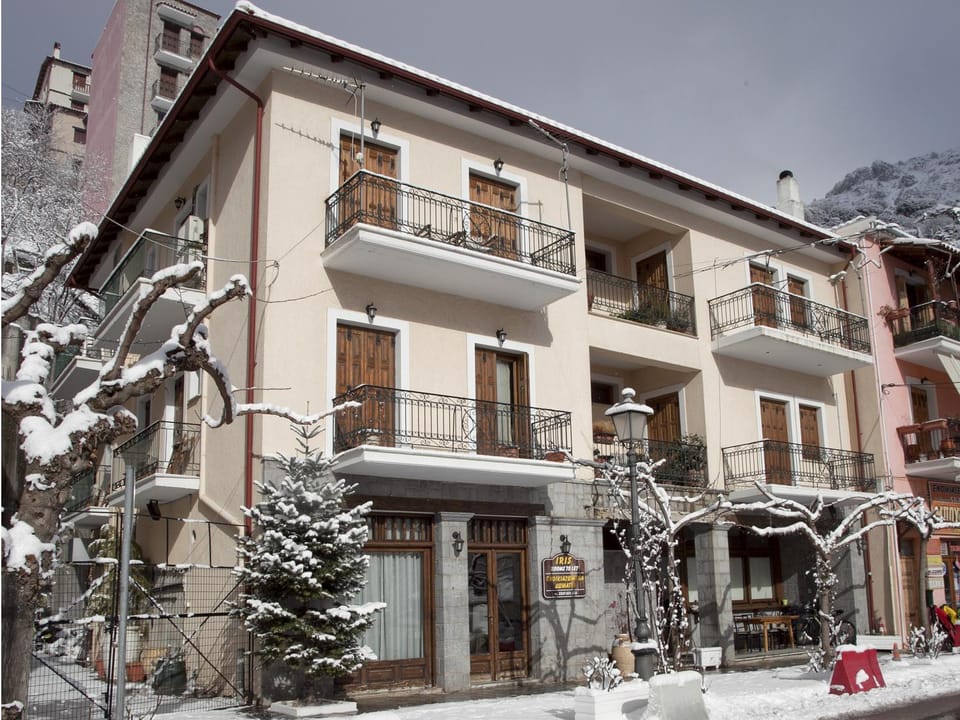 Property building, Facade/entrance