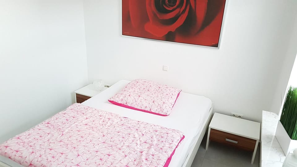 Zimmervermietung Mülheim Vacation rental in Oberhausen