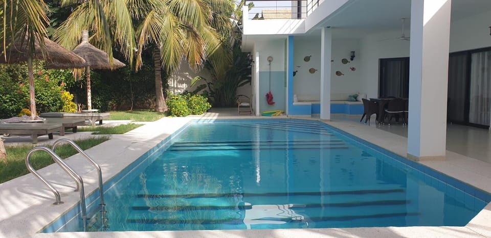 La Maison Blanche à Ngaparou, splendide villa contemporaine Villa in Saly
