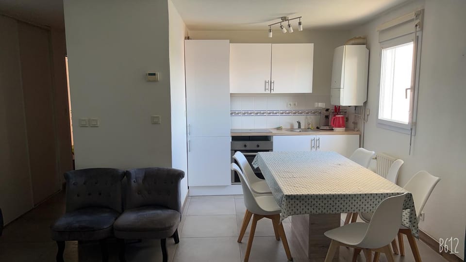 Appartement Futuroscope-J' Apartment in Centre-Val de Loire