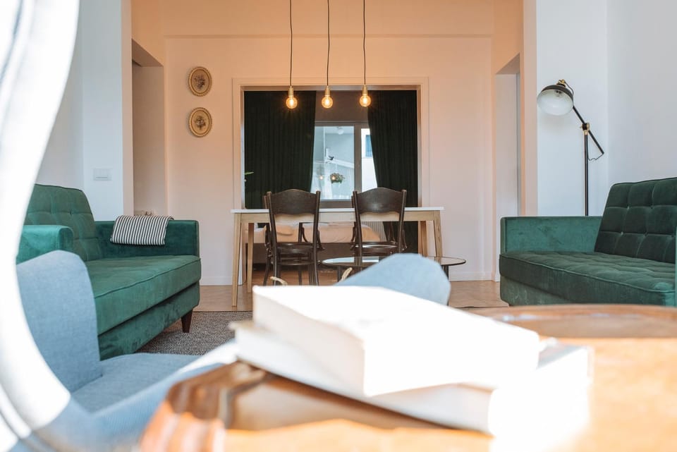 Brezoianu Spacious Flat Apartment in Bucharest