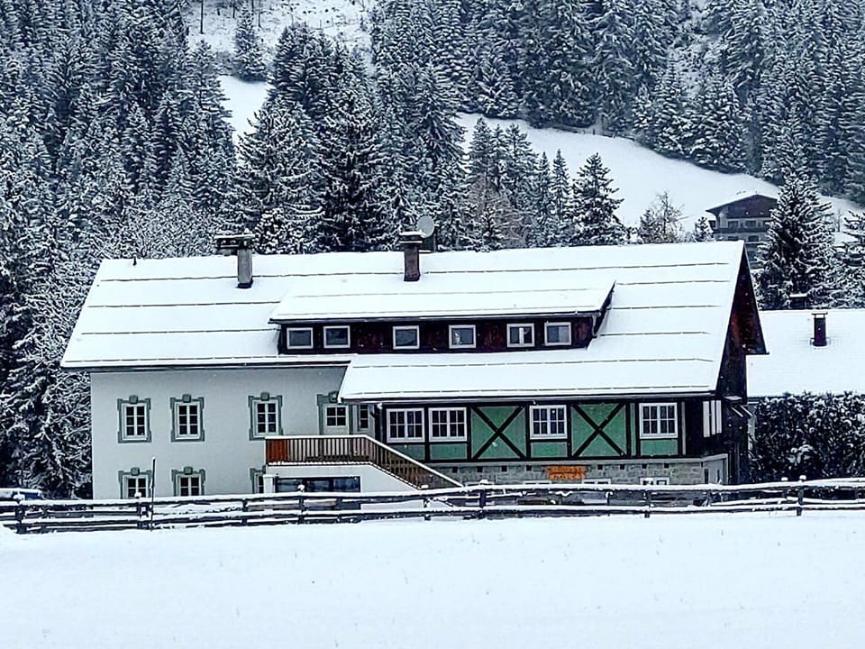 Property building, Winter