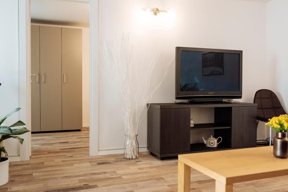 Lovely house and courtyard in city center Apartment in Bucharest