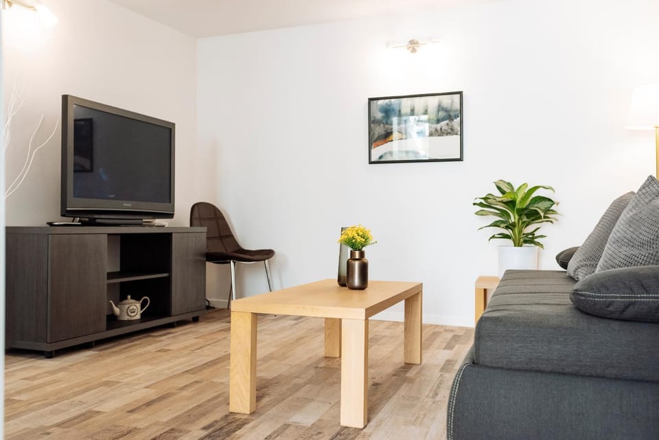 Lovely house and courtyard in city center Apartment in Bucharest