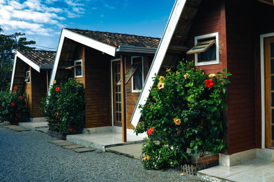 Residencial Chalés Riviera Chalet in State of Paraná