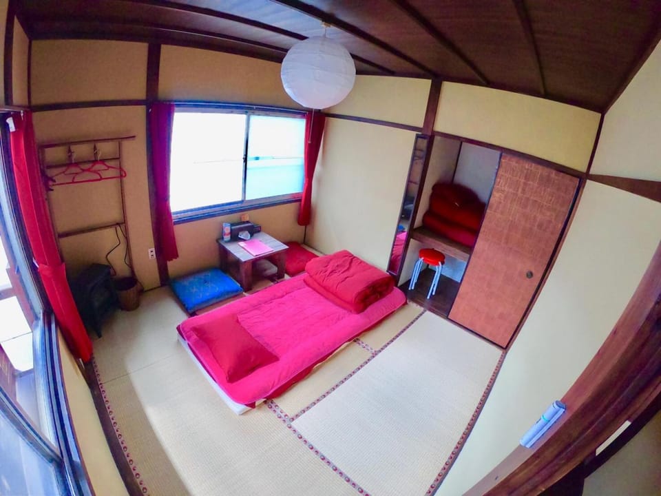Benidaruma - Yatsuhashi Apartment in Kyoto