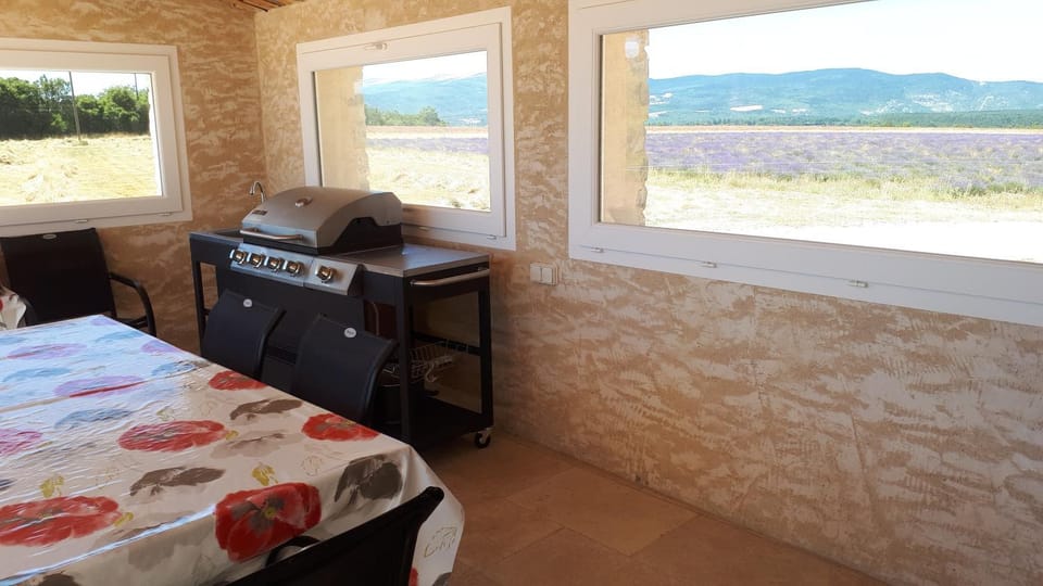 La Fenière House in Sault