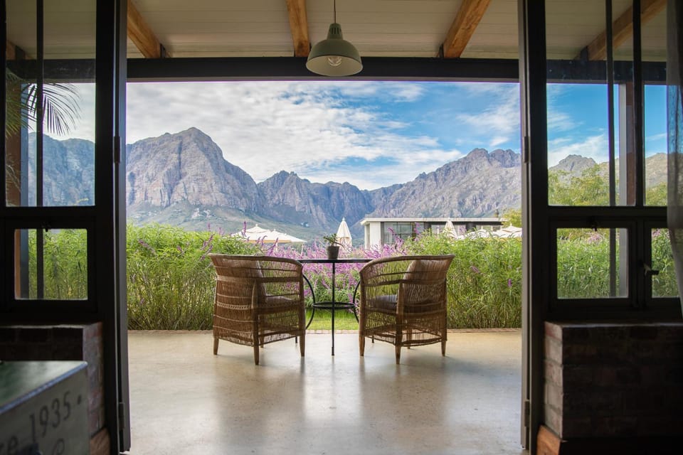 Natural landscape, Balcony/Terrace, Mountain view