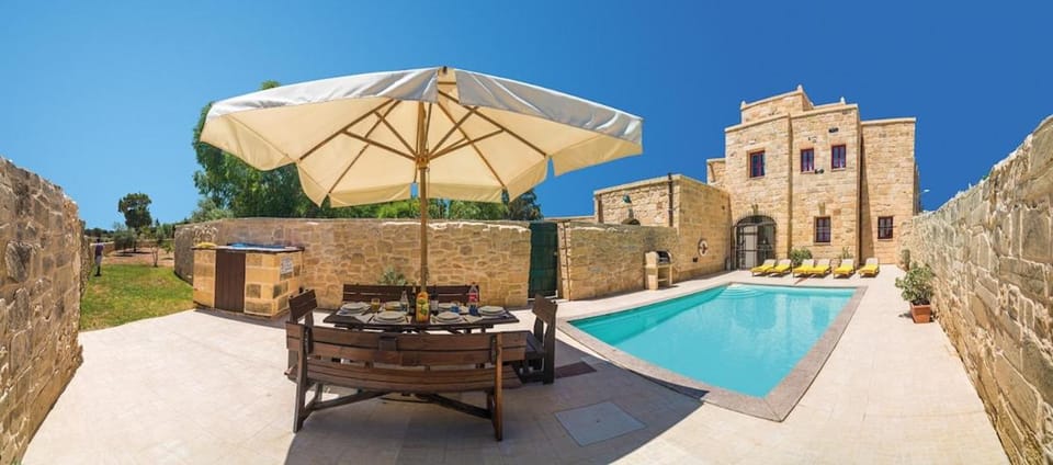 Villa Valletta House in Marsaskala