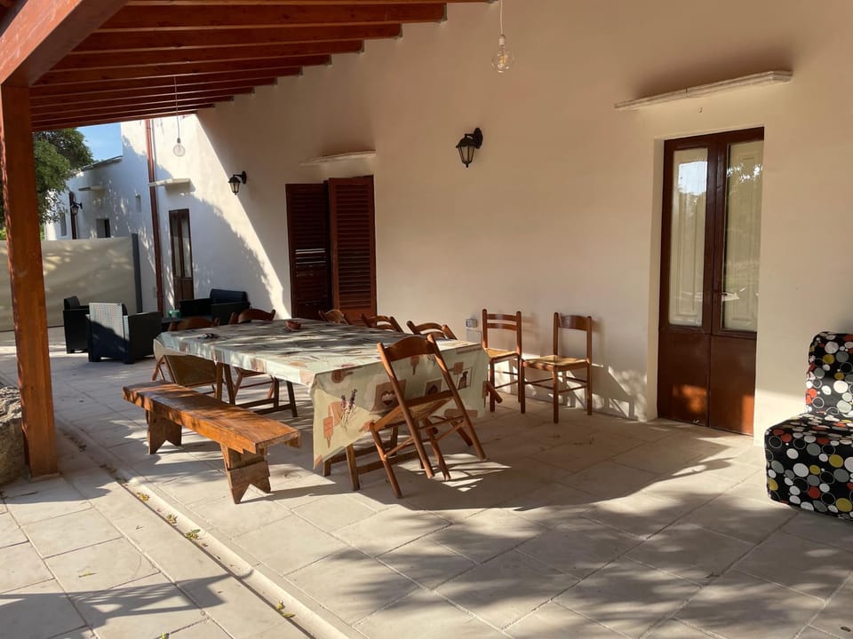 Restaurant/places to eat, Dining area