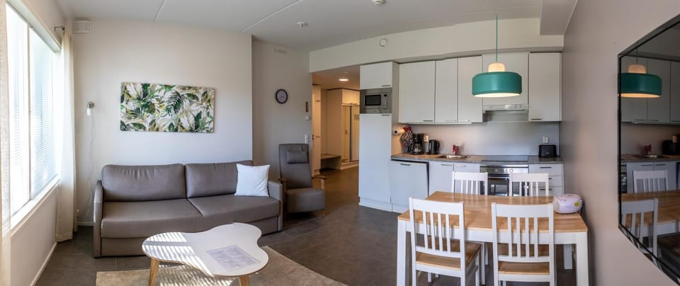 Kitchen or kitchenette, Living room