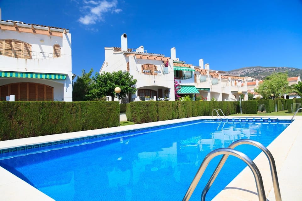 Property building, Mountain view, Swimming pool