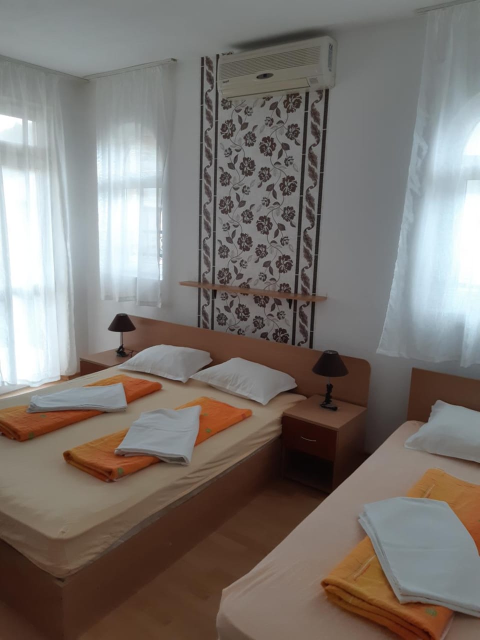 Къща за гости "Матеви" Bed and Breakfast in Burgas Province