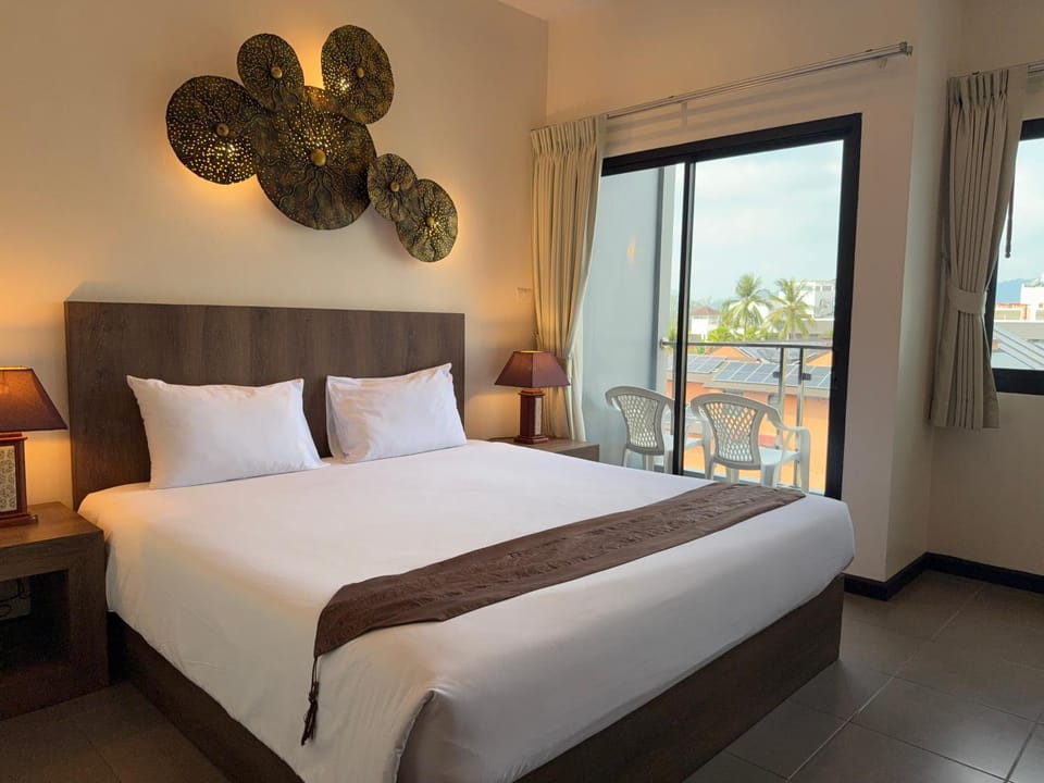 Bed, Balcony/Terrace, Photo of the whole room, Bedroom, air conditioner
