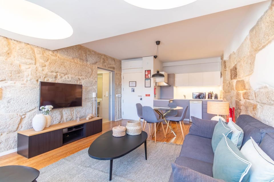 São Domingos Apartment by LovelyStay Apartment in Porto