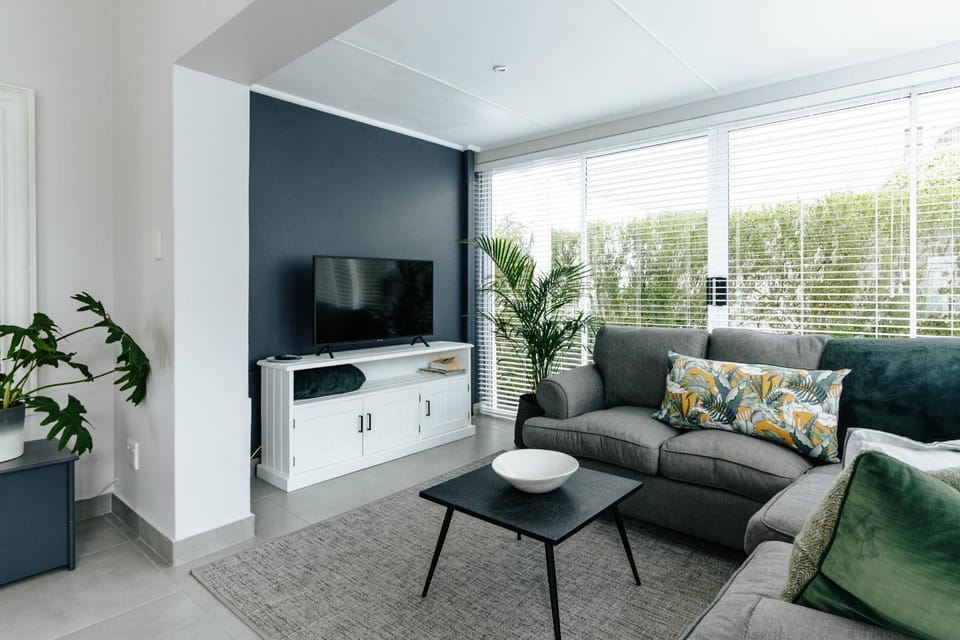 TV and multimedia, Lounge or bar