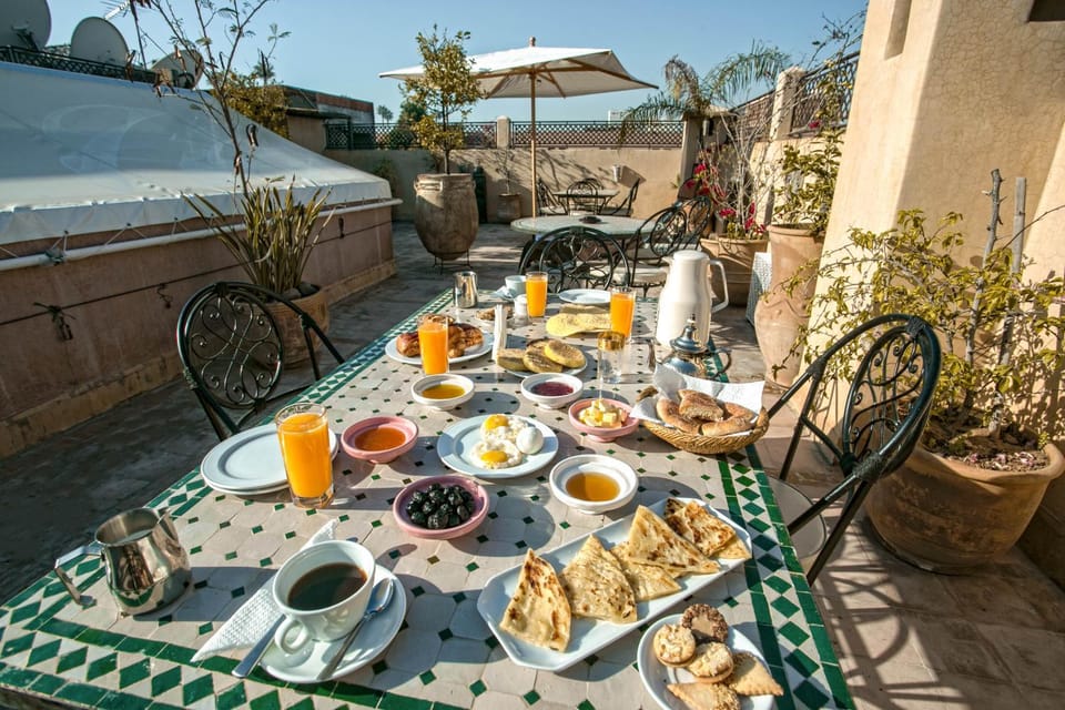 Patio, Restaurant/places to eat, Day, View (from property/room), Balcony/Terrace, Food and drinks, Banquet/Function facilities, Dining area, Food, Shopping Area, Breakfast, Continental breakfast, Buffet breakfast, Lunch, Dinner, Drinks