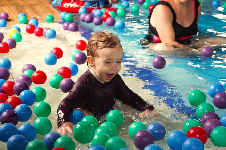 Swimming pool, children