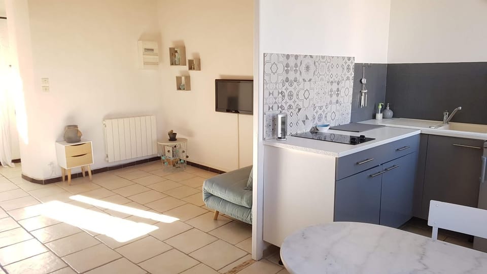 Studio 30 m2 500m Plages MOURILLON 3 Personnes Apartment in Toulon