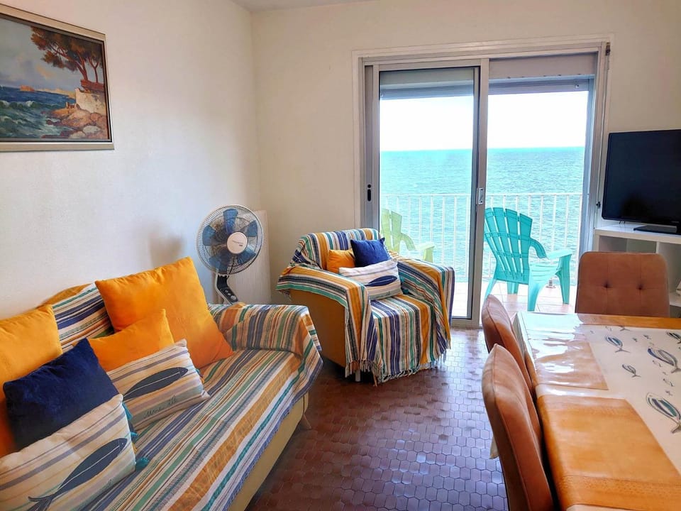 TV and multimedia, Balcony/Terrace, Living room, Sea view