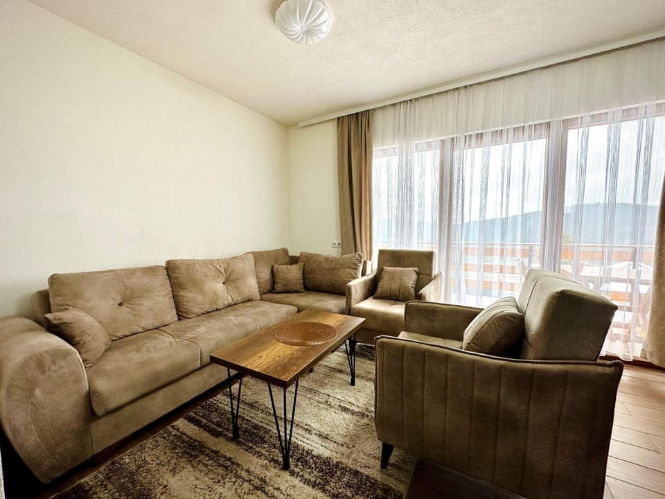 Villa Liqenat Villa in Montenegro