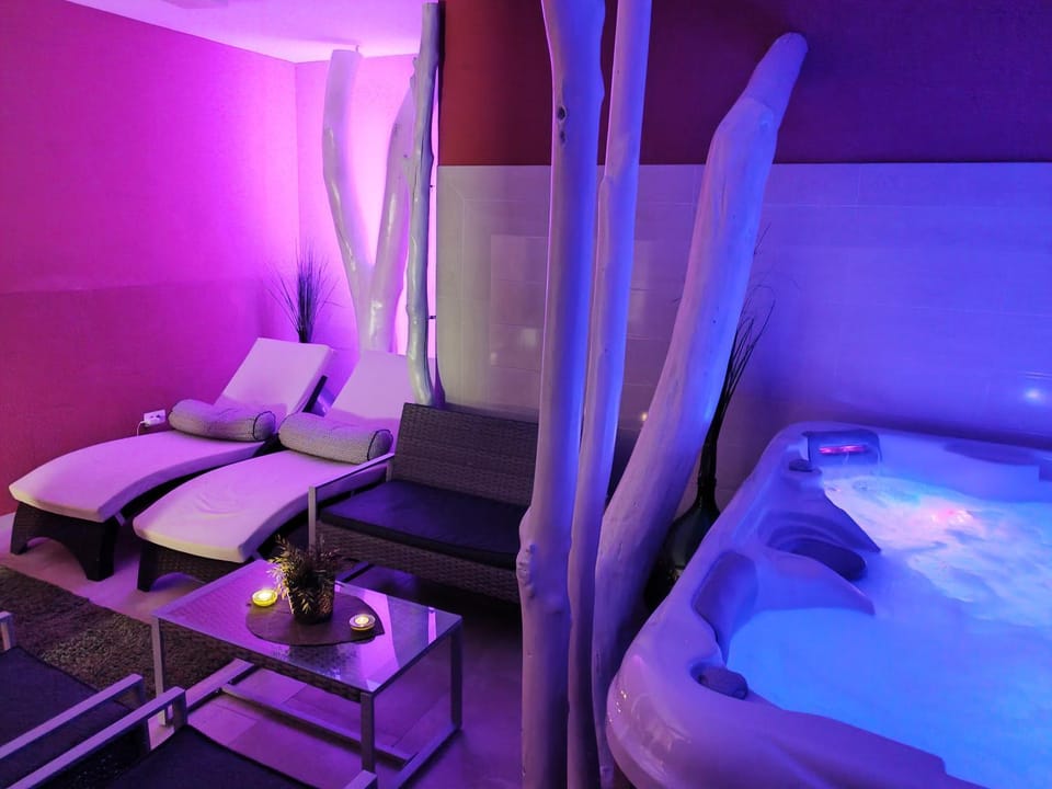 Sauna, Sauna, Spa and wellness centre/facilities