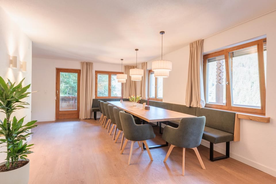 Dining area, Food, Food