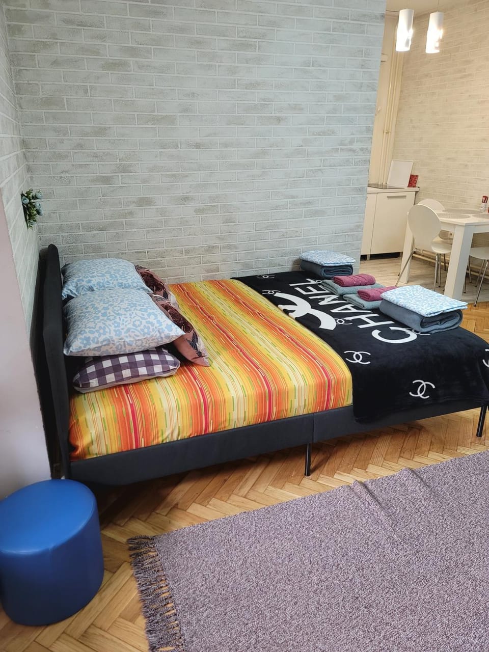 Apartman "GARDEN" with PRIVATE PARKING Apartment in Novi Sad