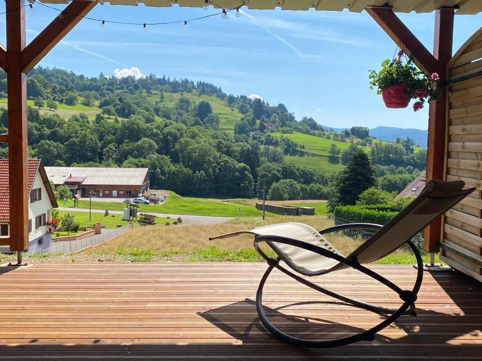 Patio, Garden view, Mountain view
