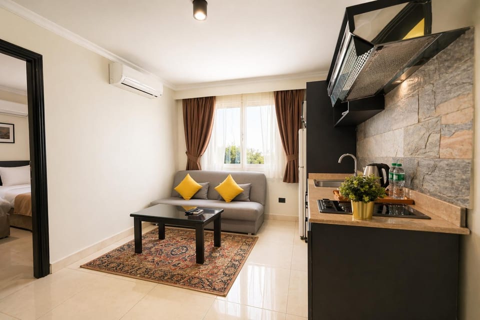 Kitchen or kitchenette, Living room