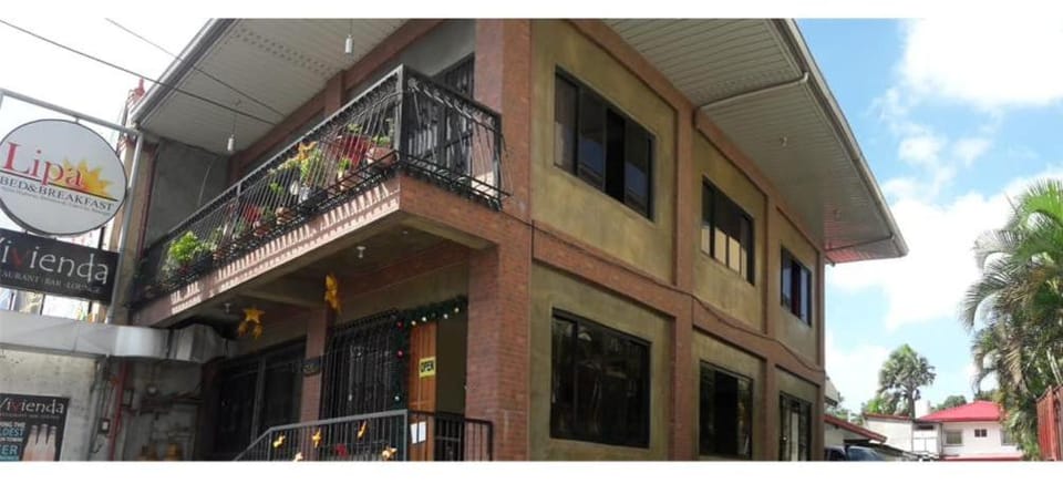 Lipa Bed & Breakfast Inn in Calabarzon