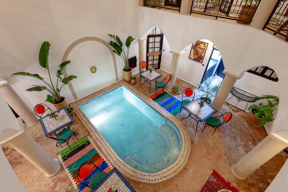 Swimming pool