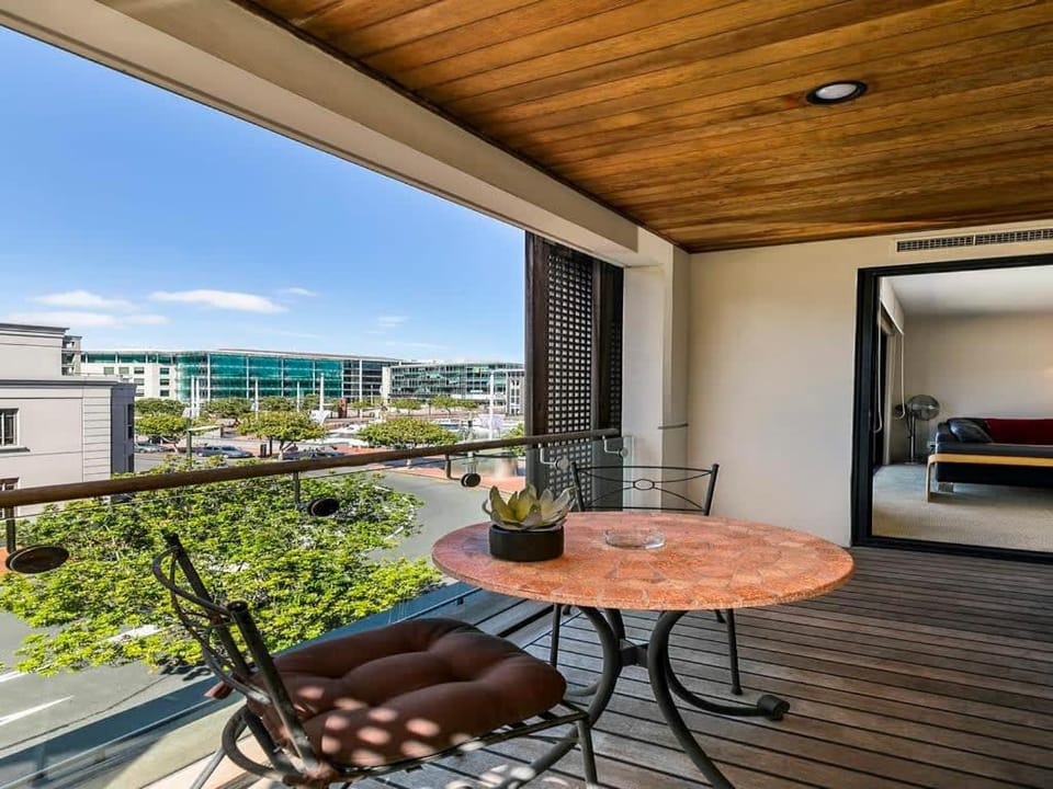 Enormous CBD 1BR Unit with Parking by Zodiak Stays Apartment in Auckland