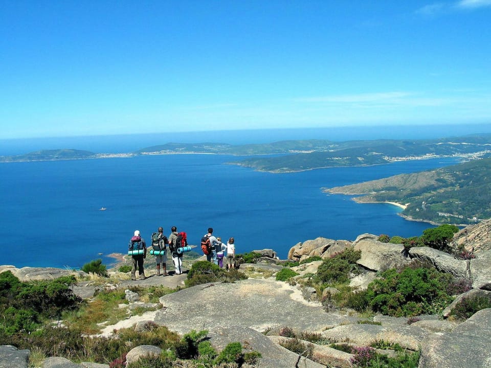 Nearby landmark, Off site, Day, People, Natural landscape, Summer, Hiking