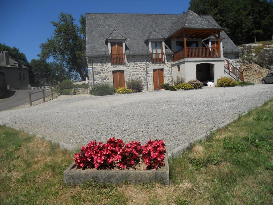 Annie jouve chambres d'hôtes champassis Bed and Breakfast in Auvergne-Rhône-Alpes