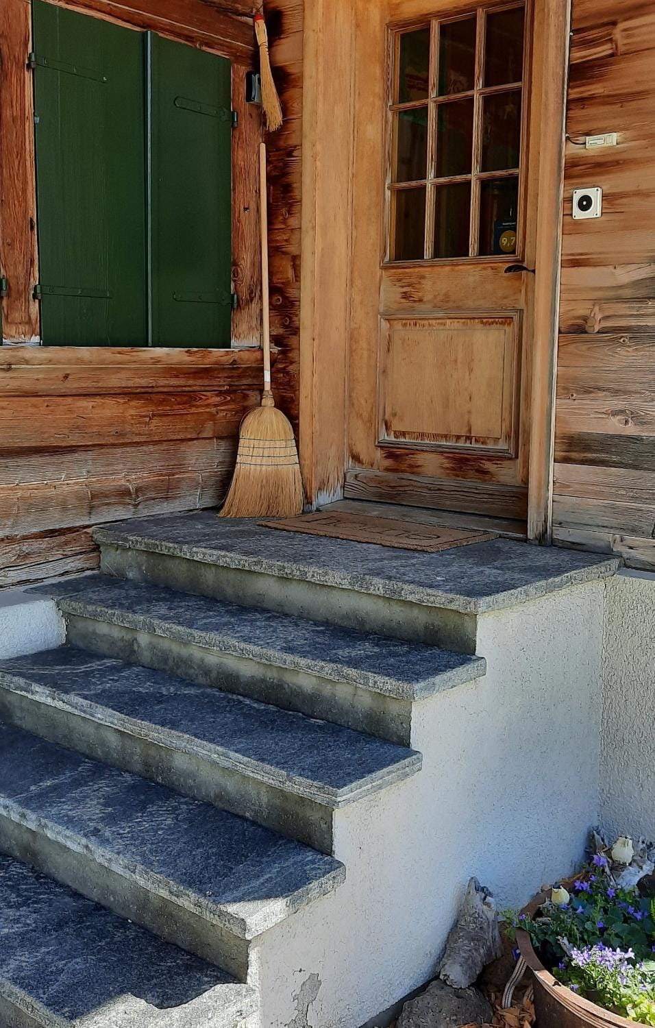 Property building, Facade/entrance