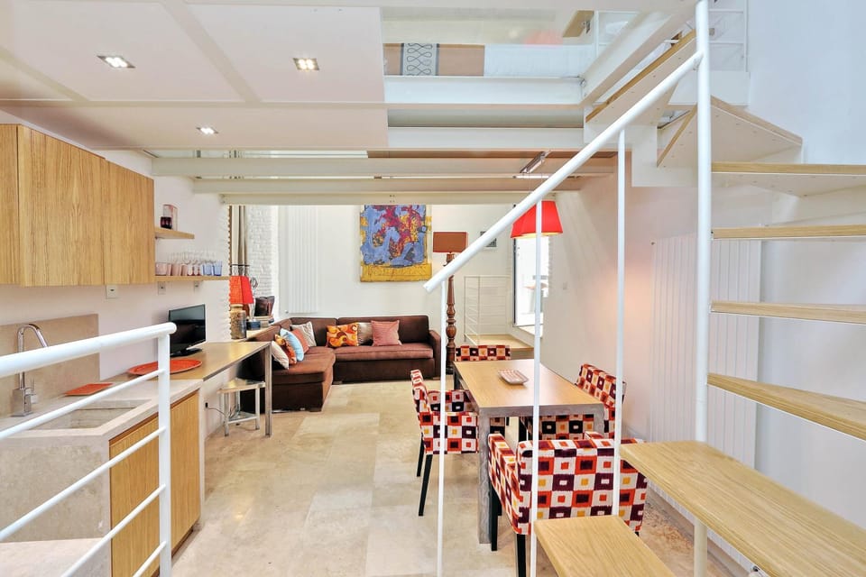 Kitchen or kitchenette, Living room, Dining area