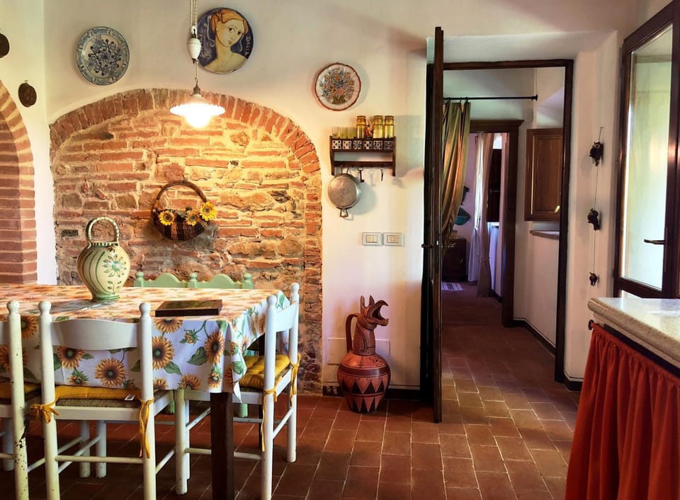 Decorative detail, Dining area