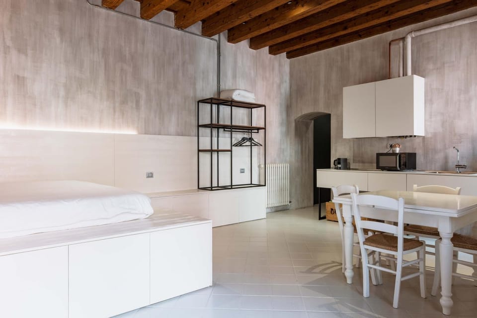 Kitchen or kitchenette, Bedroom, kitchen