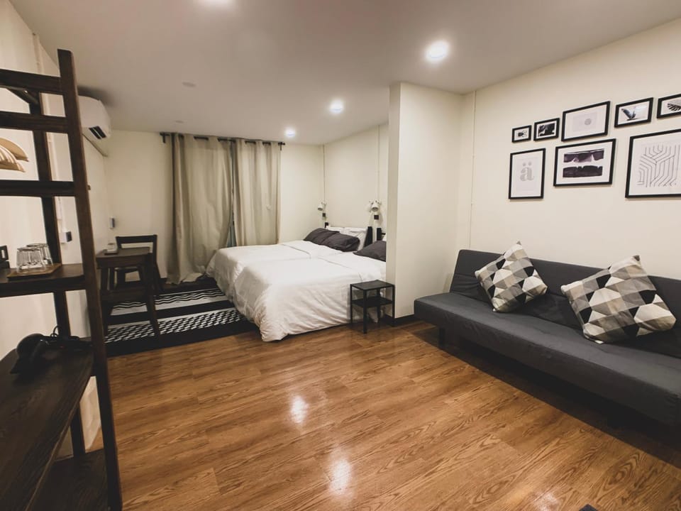 House 116 Bed and Breakfast in Bangkok