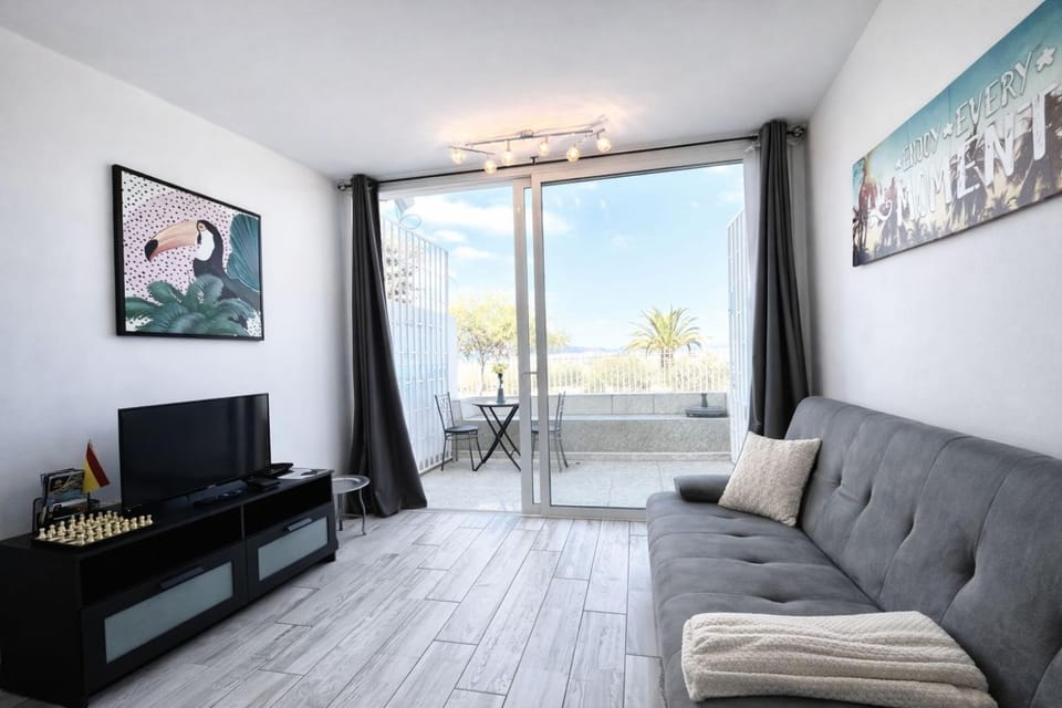 Balcony/Terrace, Living room